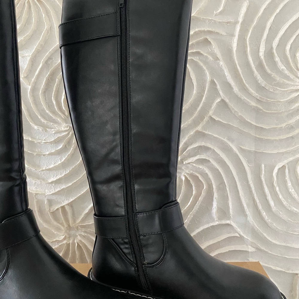 Brand NEW Hawkeell Black Knee Riding Boot